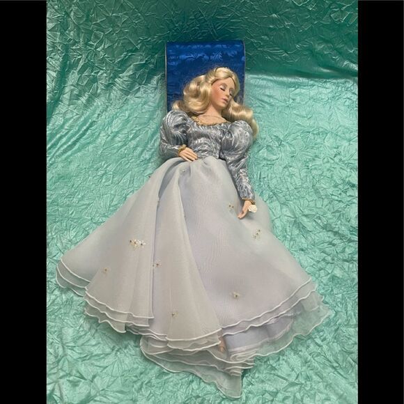 Sleeping Beauty Porcelain Doll 20” - Picture 1 of 9
